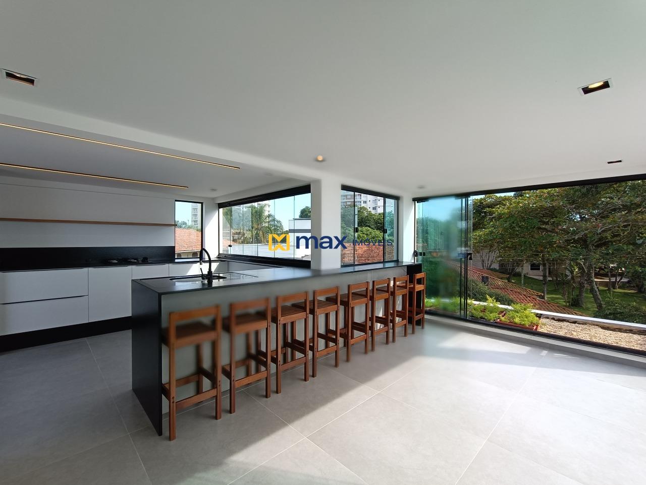 Casa à venda no Centro: