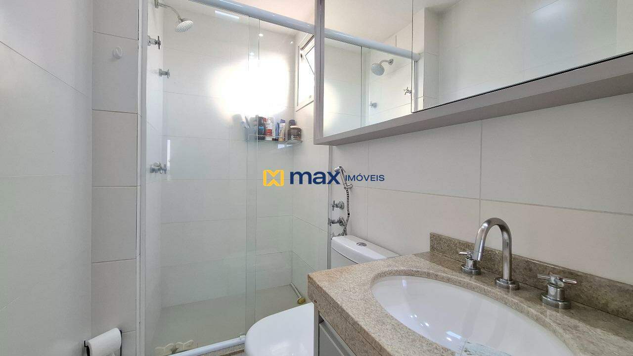 Apartamento à venda no Centro: Banheiro suíte