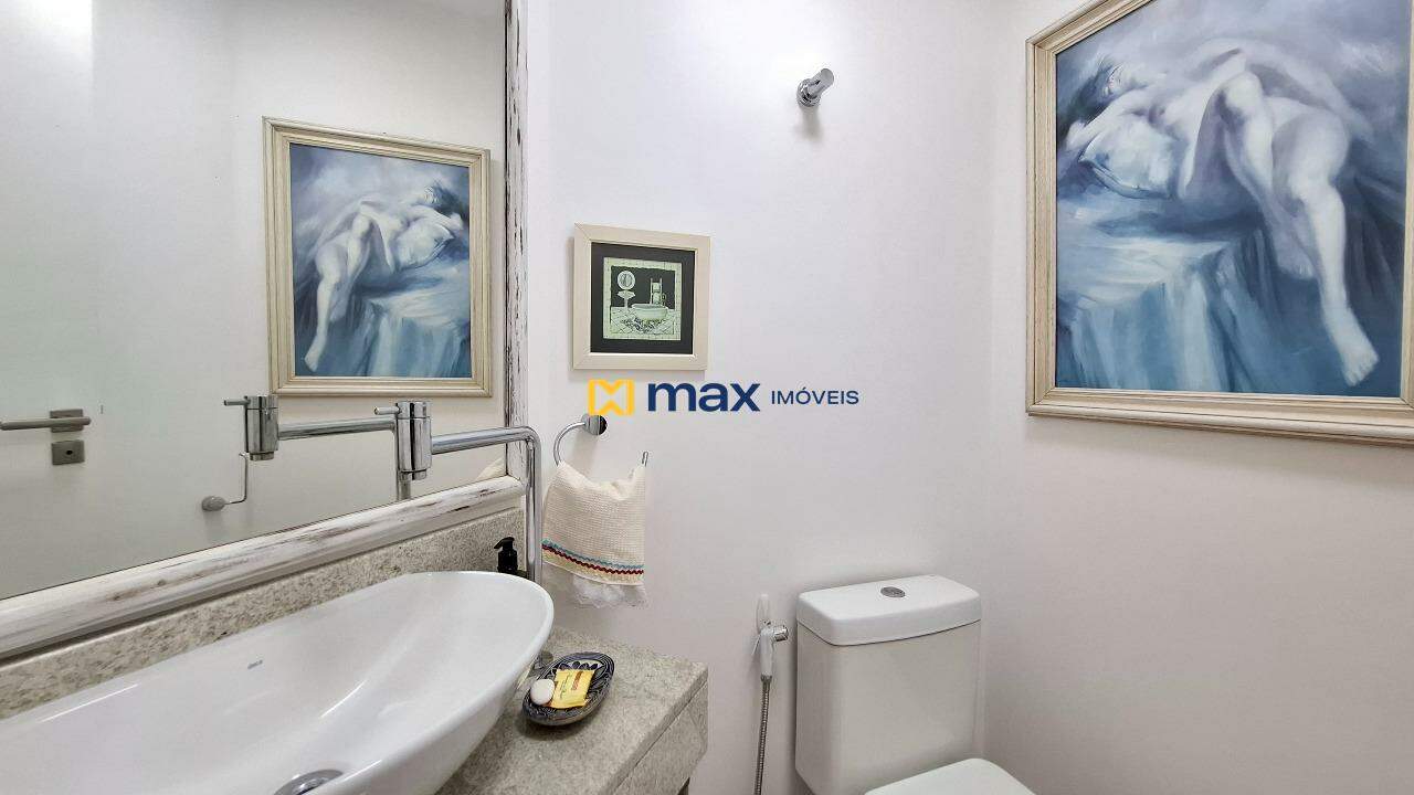 Apartamento à venda no Centro: Lavabo