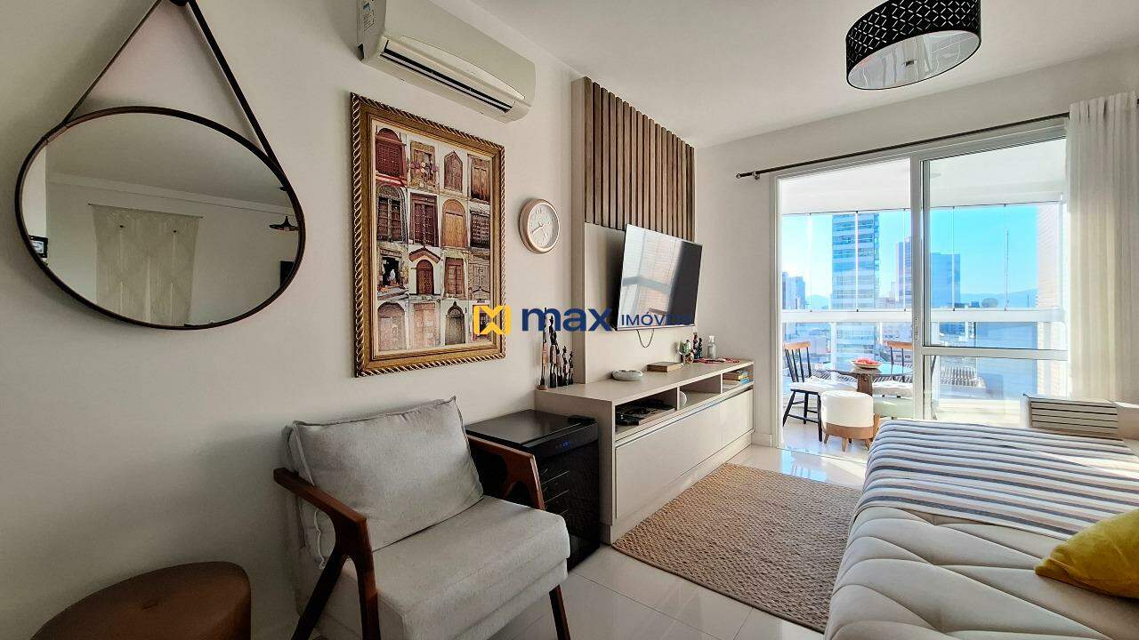 Apartamento à venda no Centro: Living integrado
