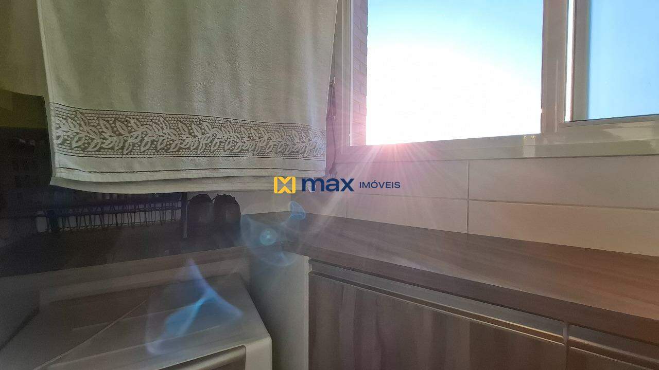 Apartamento à venda no Centro: Área de serviço