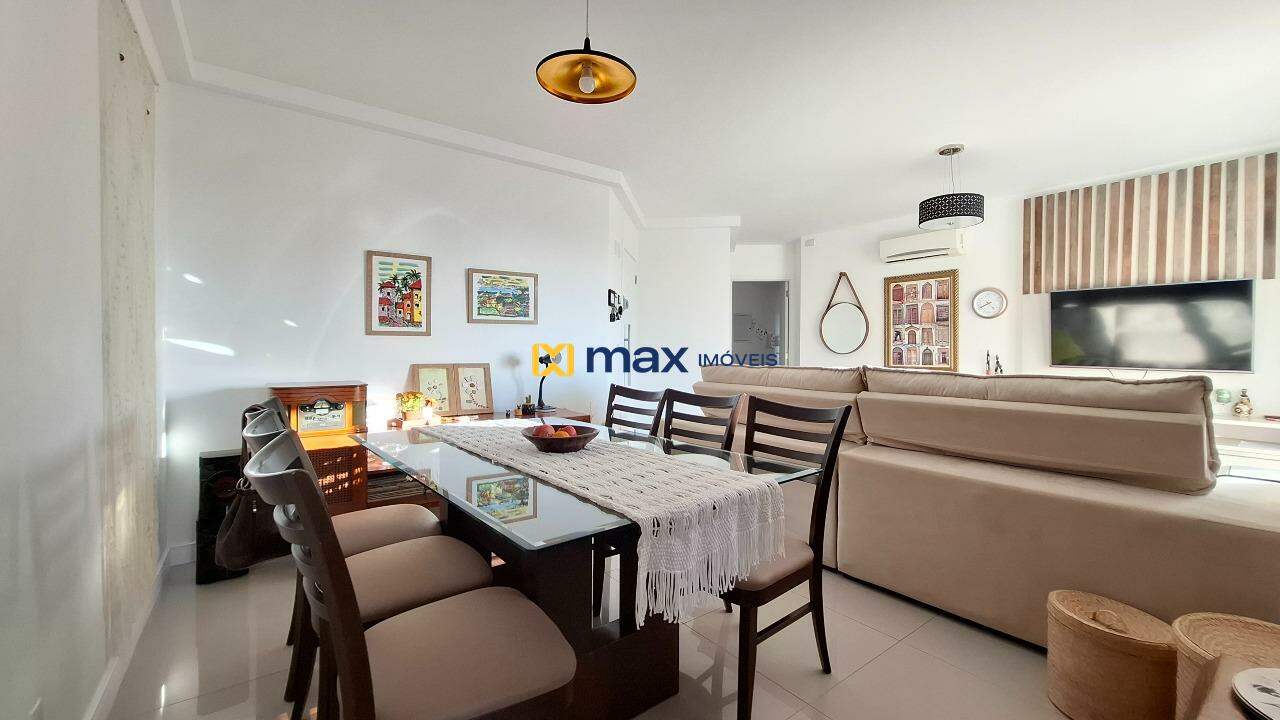 Apartamento à venda no Centro: Living integrado