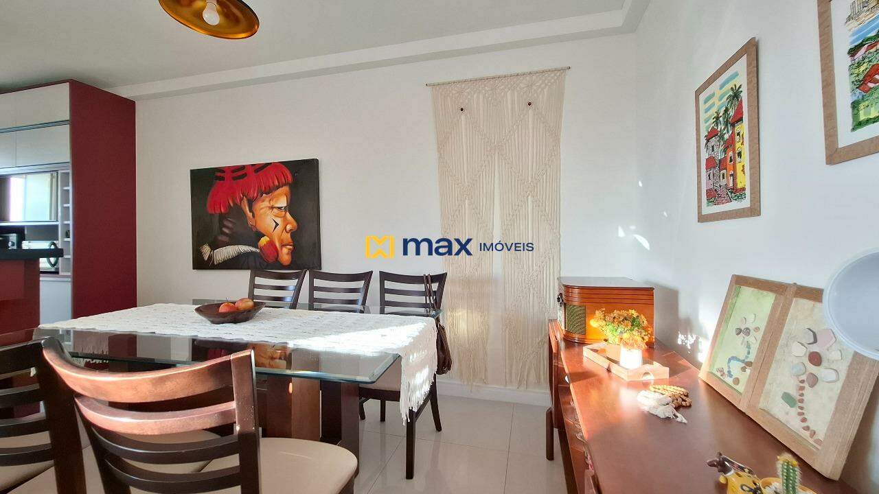Apartamento à venda no Centro: Living integrado