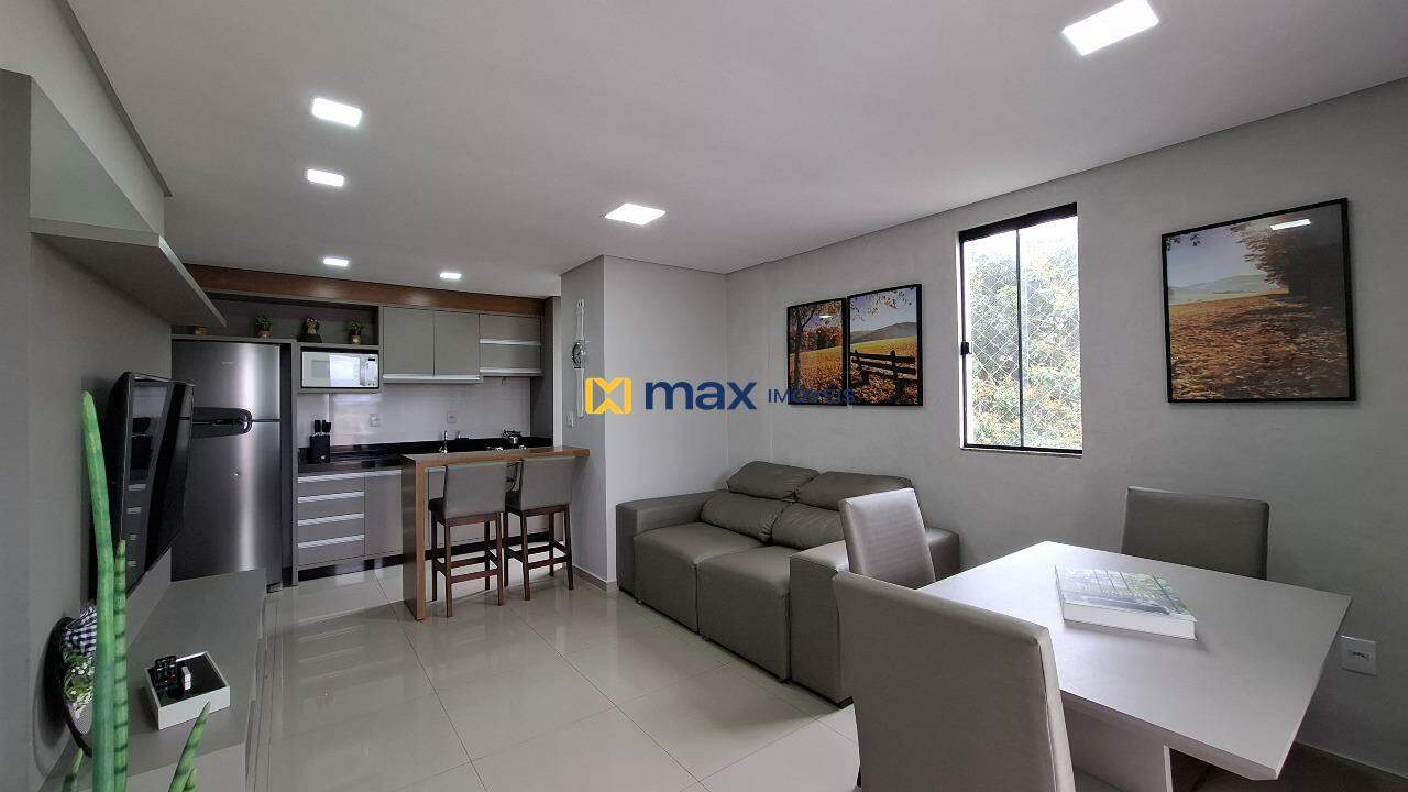 Apartamento para aluguel no Gravatá: Sala de estar e jantar integrada