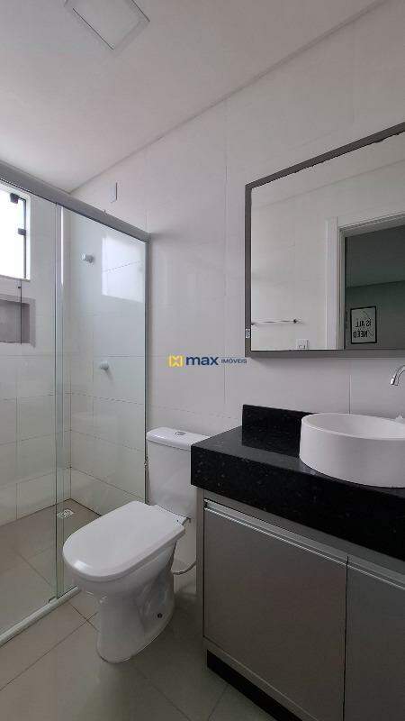 Apartamento para aluguel no Gravatá: Banheiro suíte 