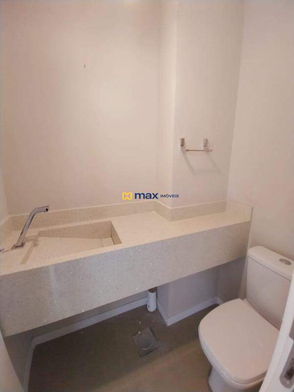 Apartamento para aluguel no Fazenda: Lavabo
