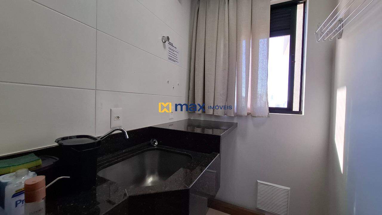 Apartamento à venda no Fazenda: Área de serviço