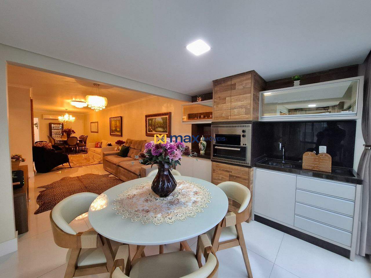 Apartamento à venda no Centro: sacada