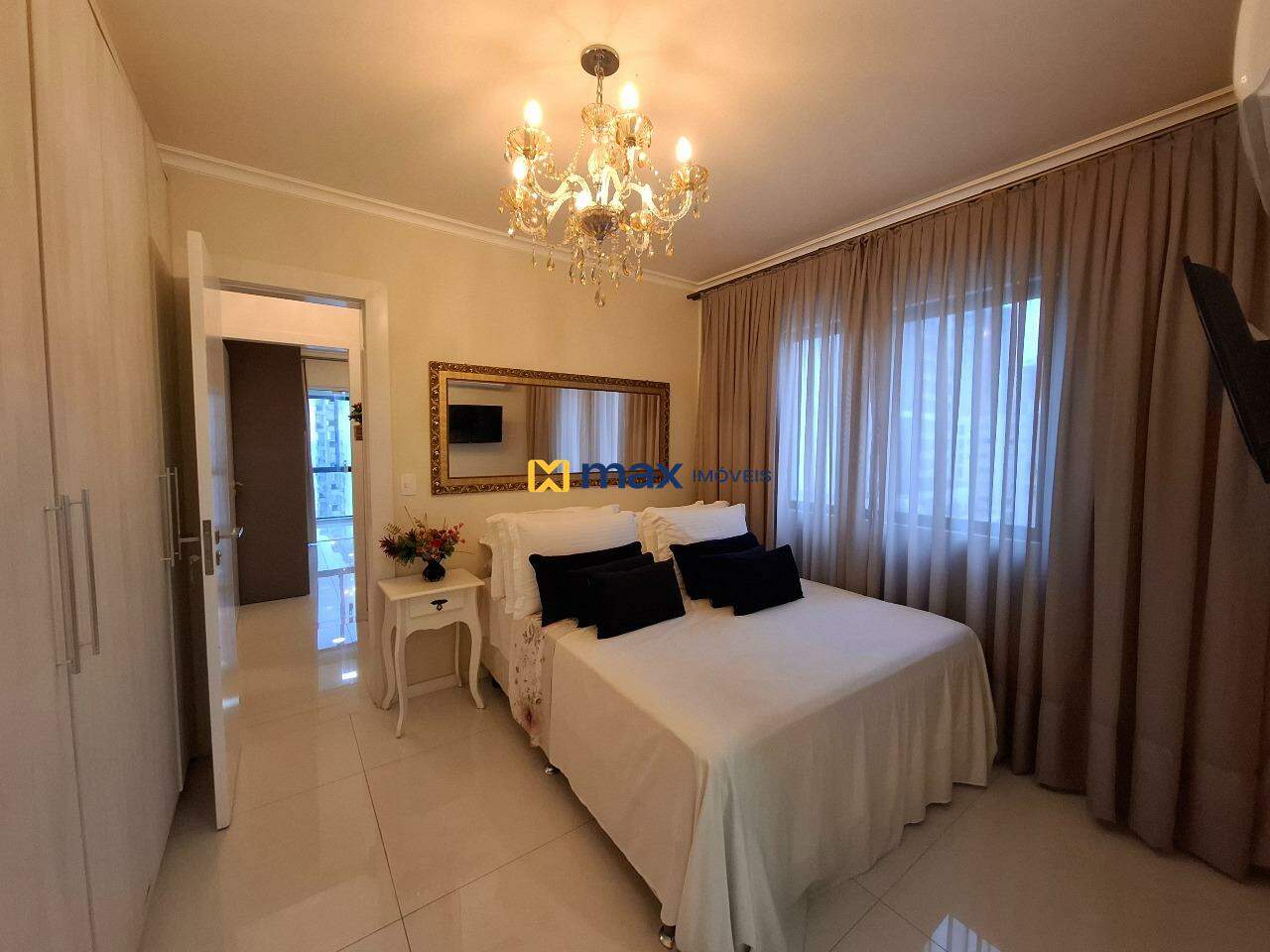 Apartamento à venda no Centro: suíte 02