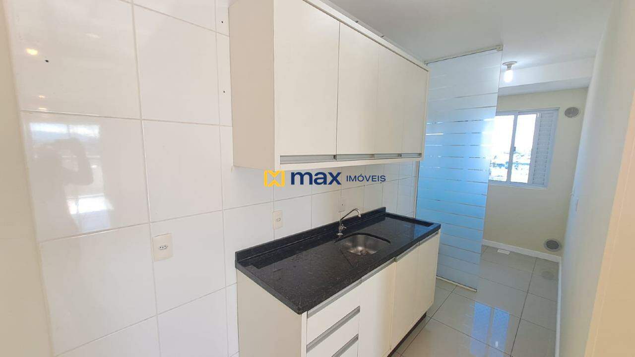 Apartamento para aluguel no São João: Cozinha