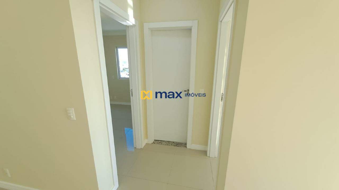 Apartamento para aluguel no São João: Corredor