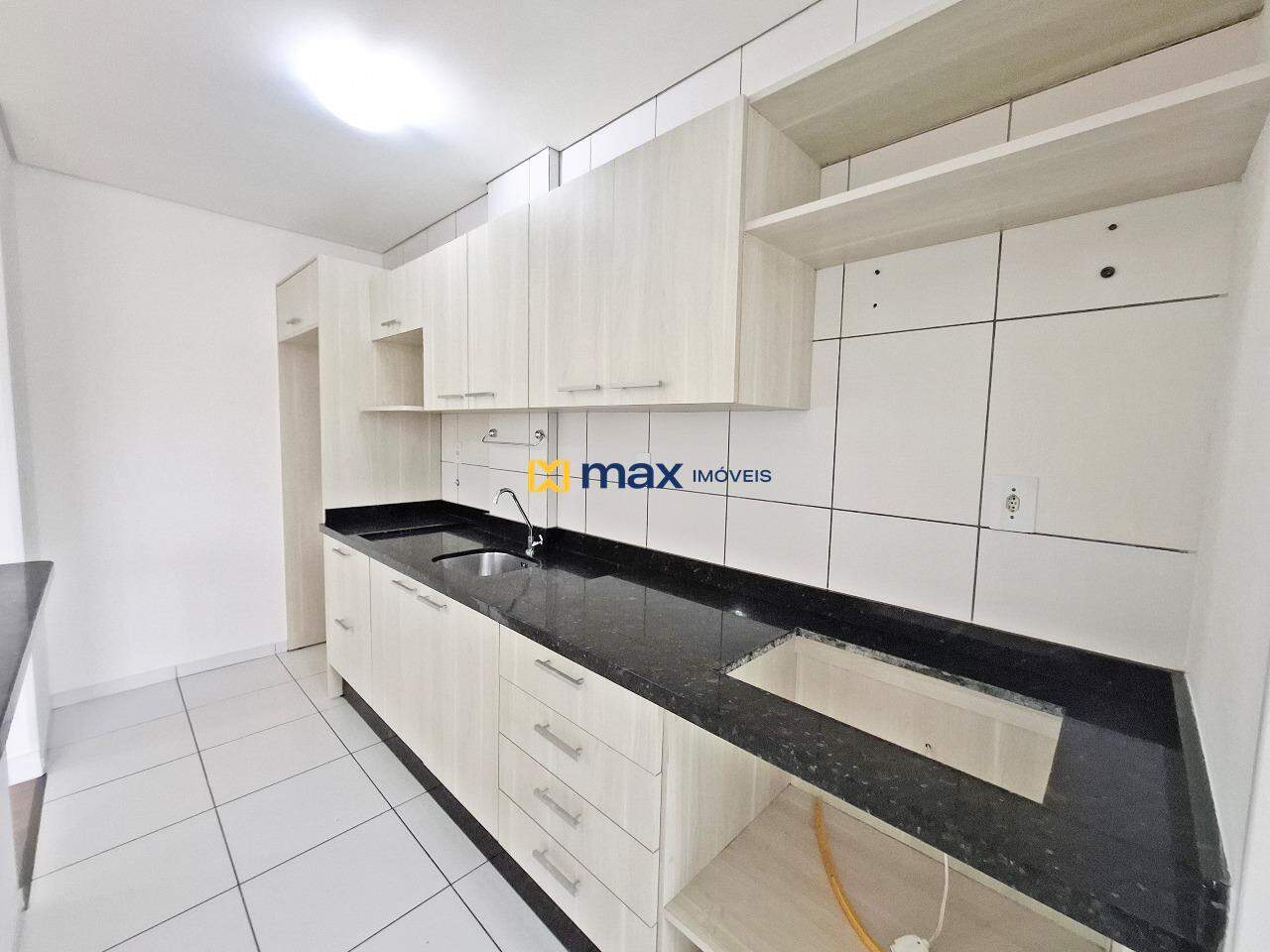 Apartamento para aluguel no Tabuleiro: Cozinha