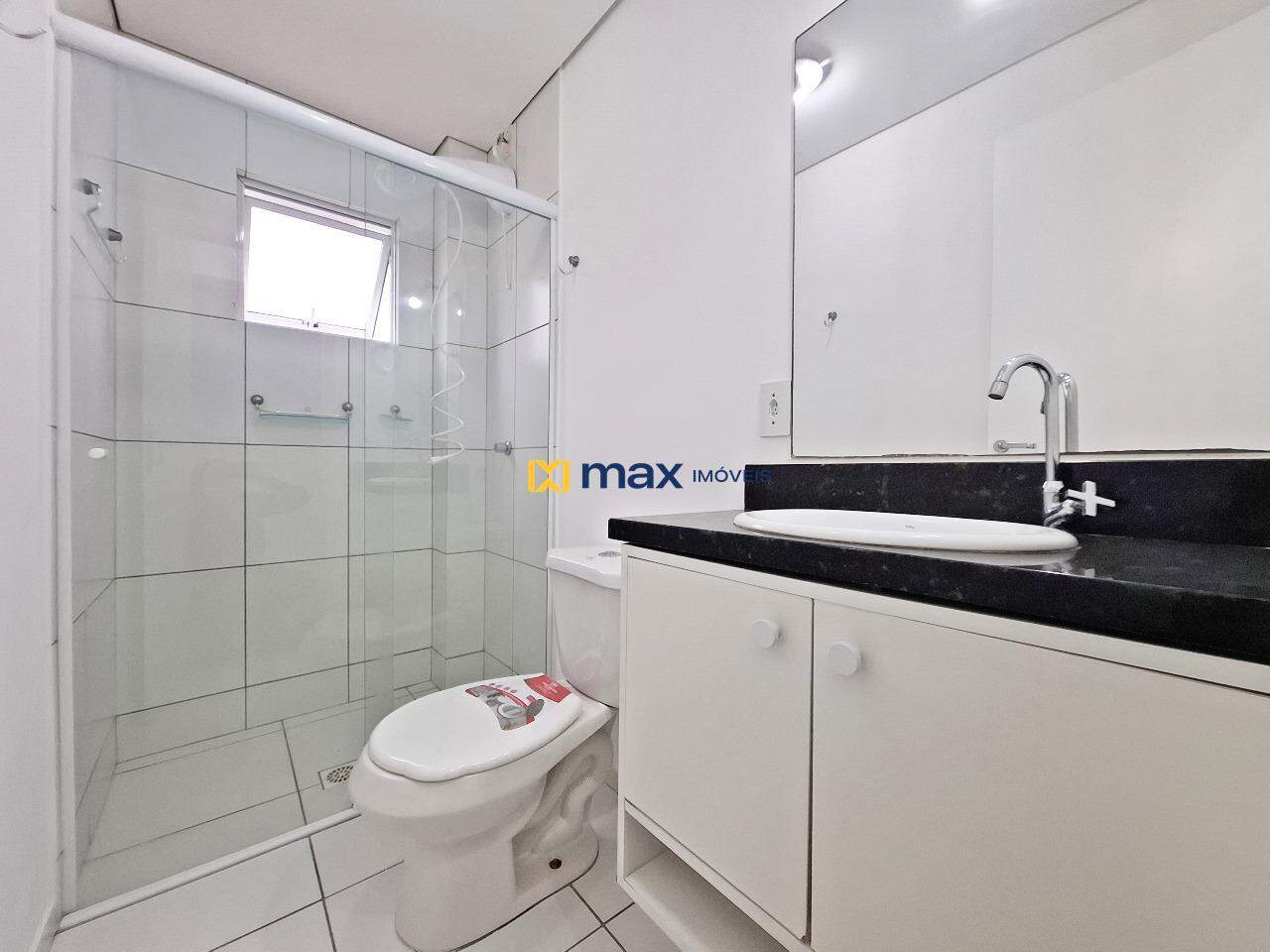 Apartamento para aluguel no Tabuleiro: Banheiro social