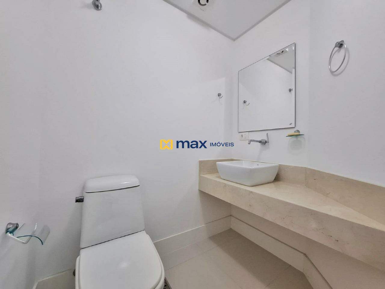 Apartamento para aluguel no Centro: Lavabo