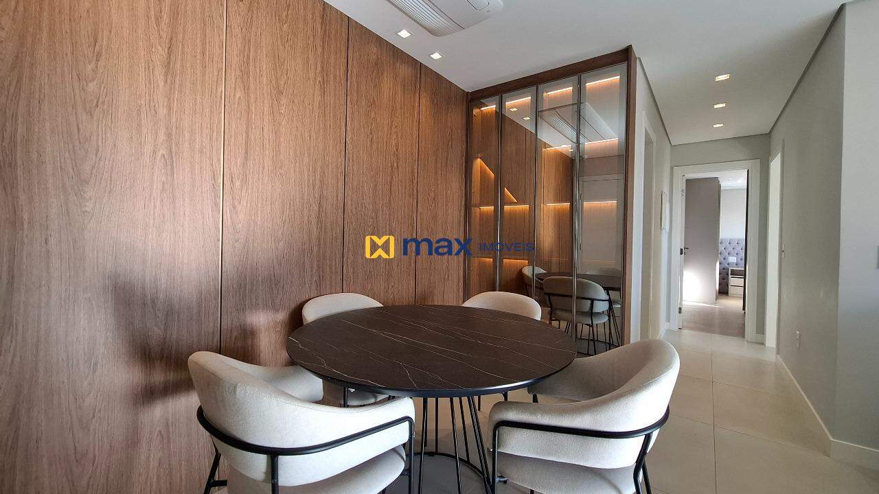 Apartamento à venda no Centro: Living integrado