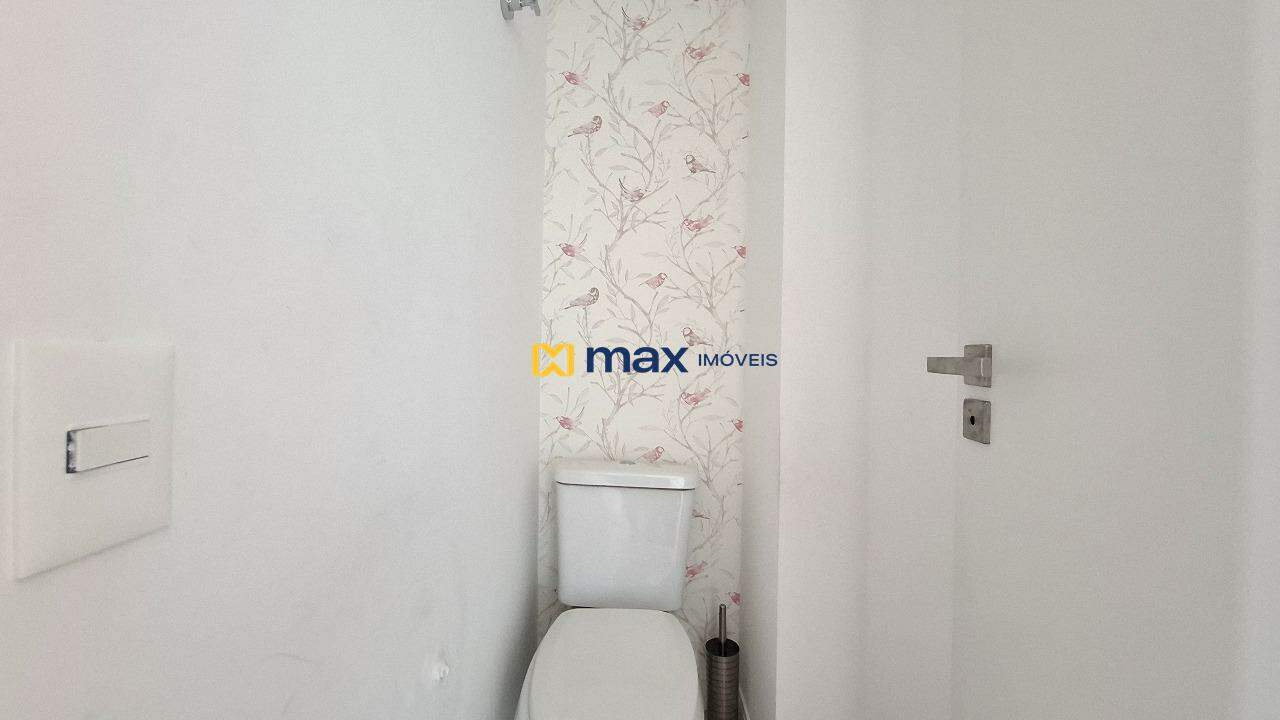 Apartamento à venda no Centro: Lavabo