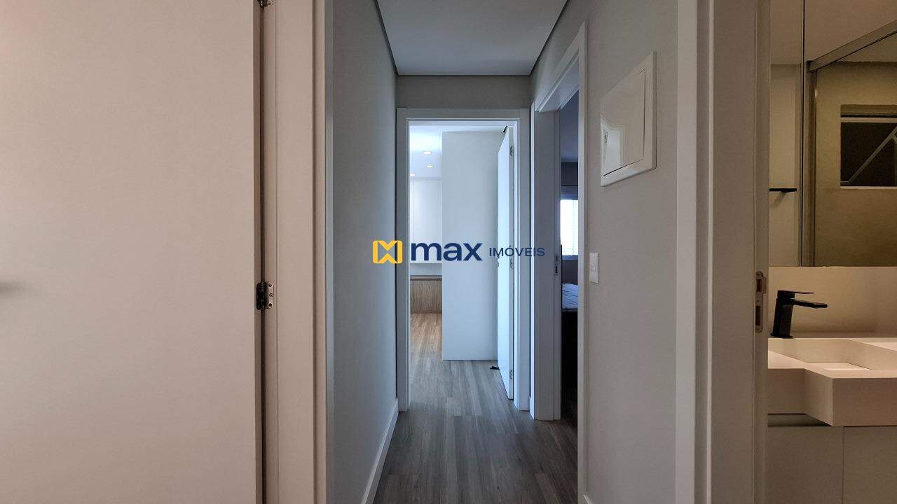 Apartamento à venda no Fazenda: Corredor