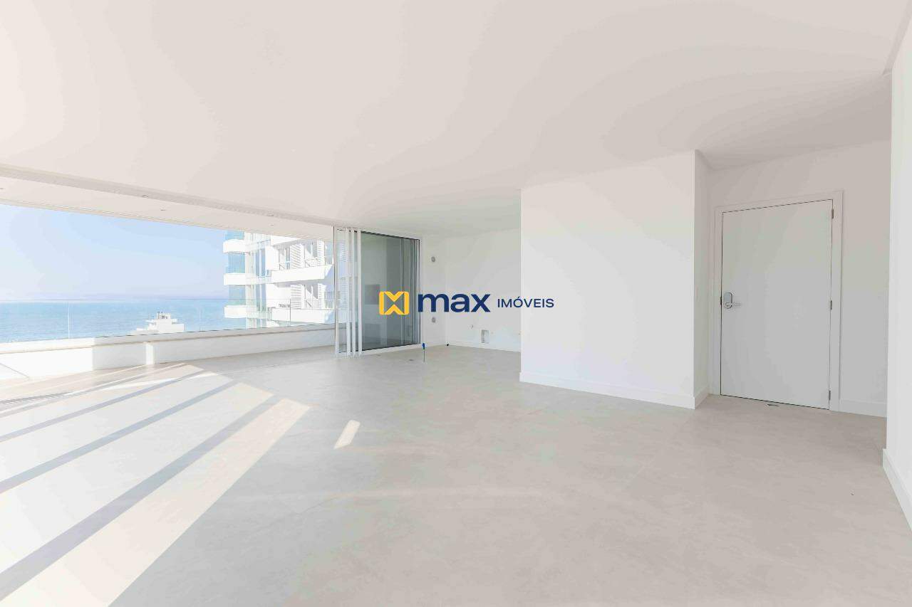 Apartamento à venda no Praia Brava: Living integrado
