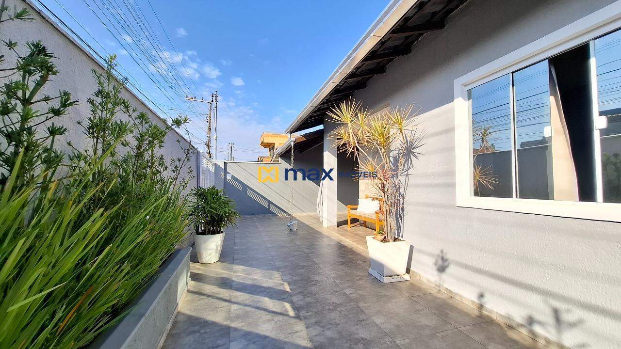 Casa à venda no São Vicente: Área externa