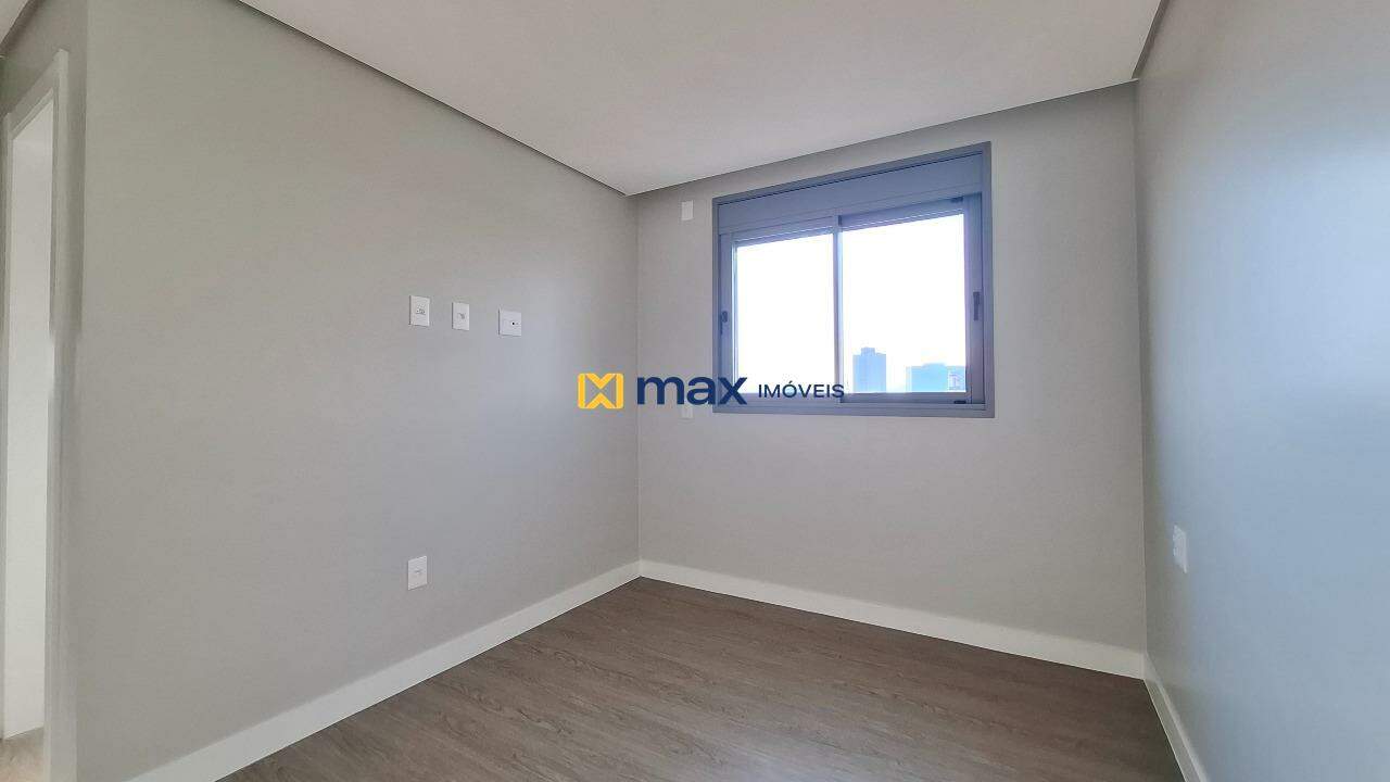 Apartamento à venda no Centro: Suíte 3