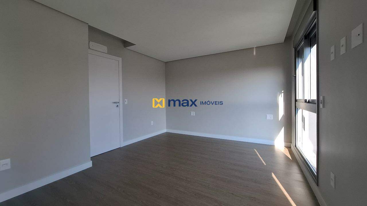 Apartamento à venda no Centro: Suíte 1