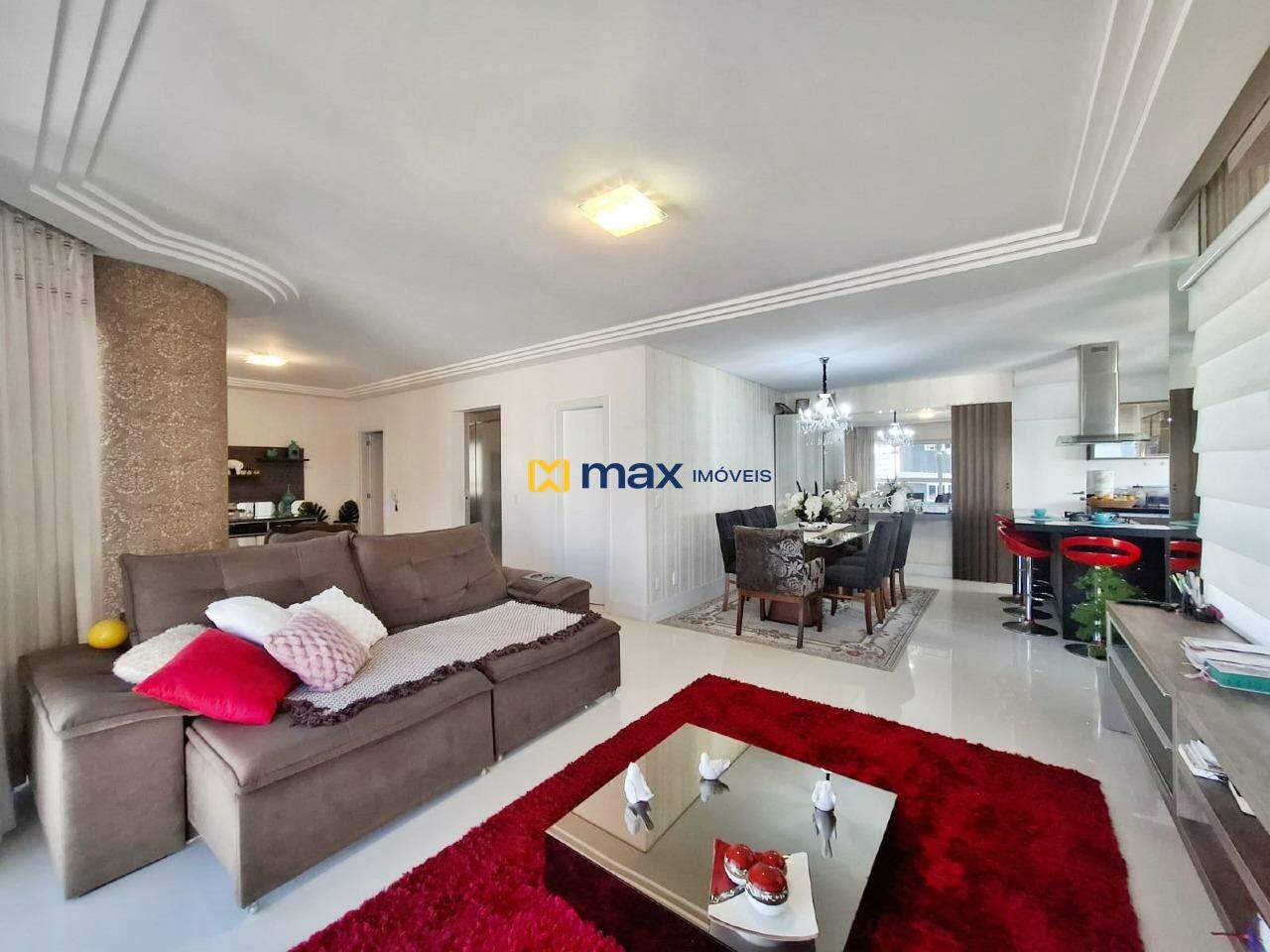 Apartamento para aluguel no Pioneiros: Sala de Estar