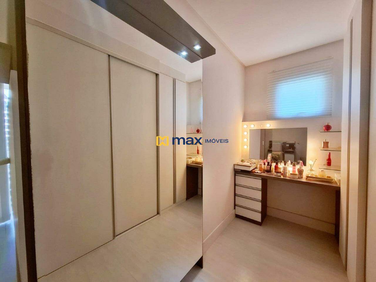 Apartamento para aluguel no Pioneiros: Suíte Master