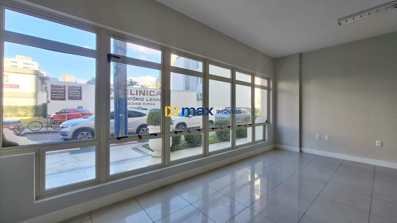 Sala à venda no Centro: Sala
