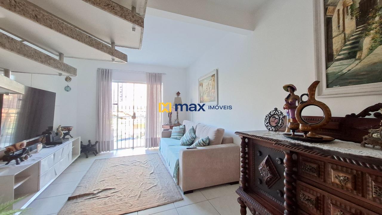 Casa à venda no Centro: Sala de estar 