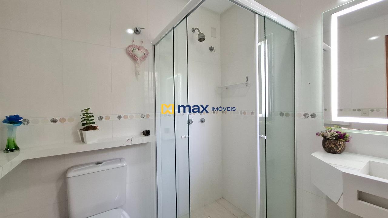 Casa à venda no Centro: Banheiro social 1