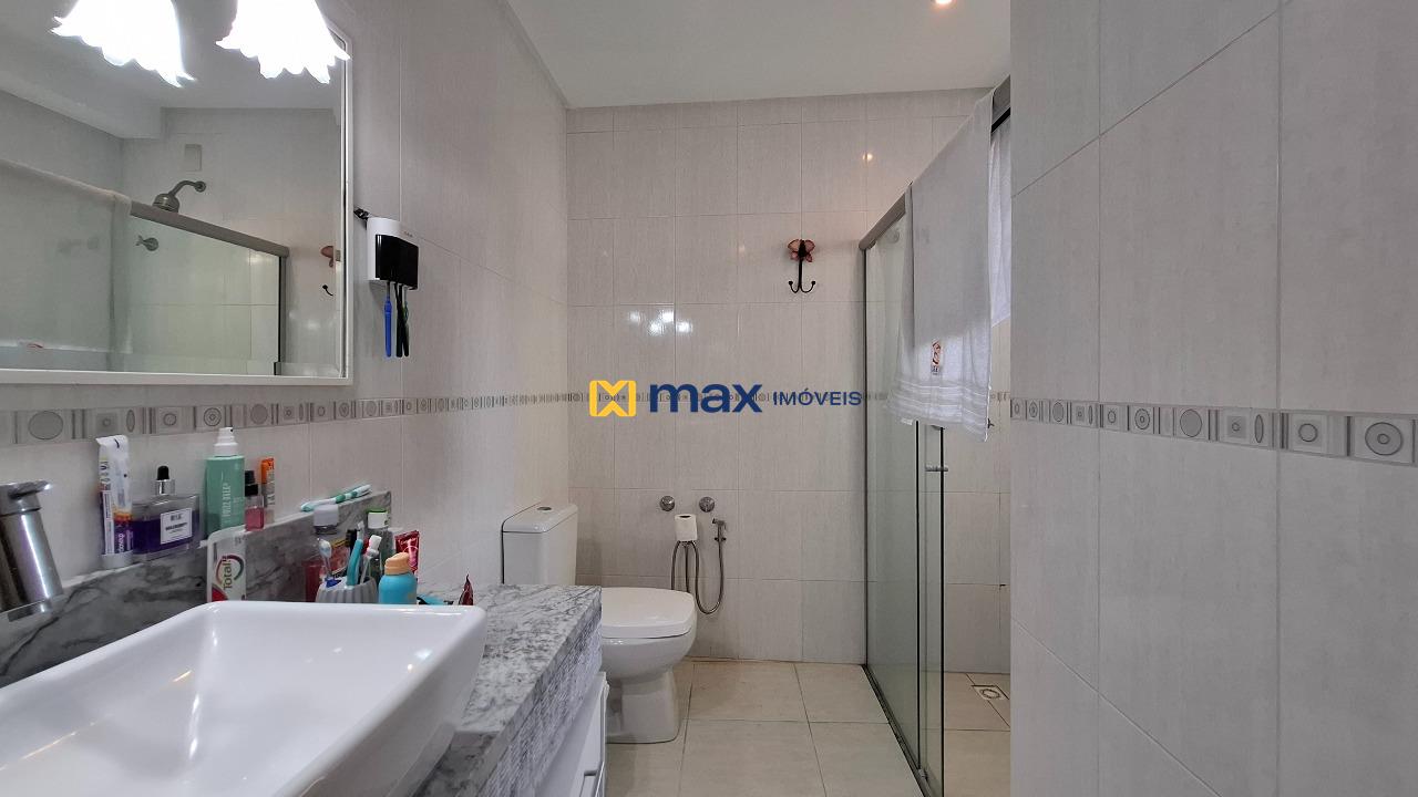 Casa à venda no Centro: Banheiro social 2