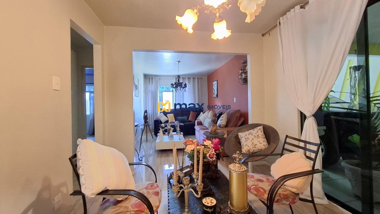 Casa à venda no Cordeiros: Sala de estar 2