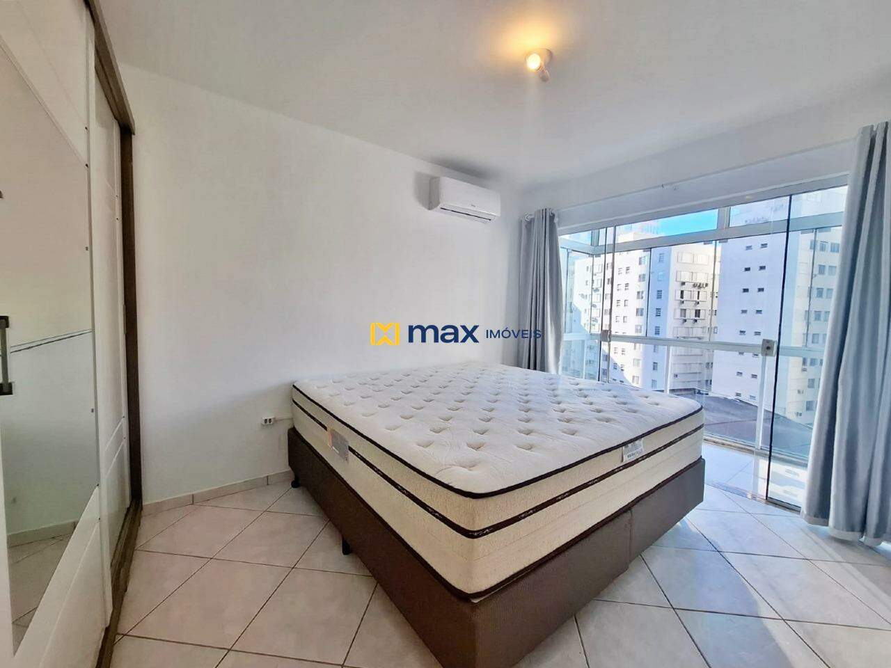 Apartamento para aluguel no Centro: 
