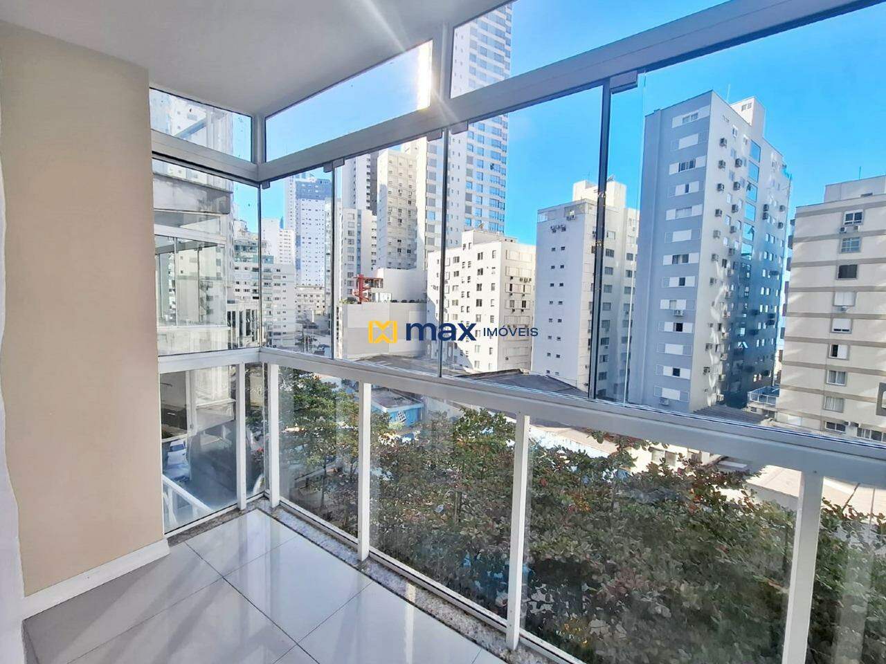 Apartamento para aluguel no Centro: 