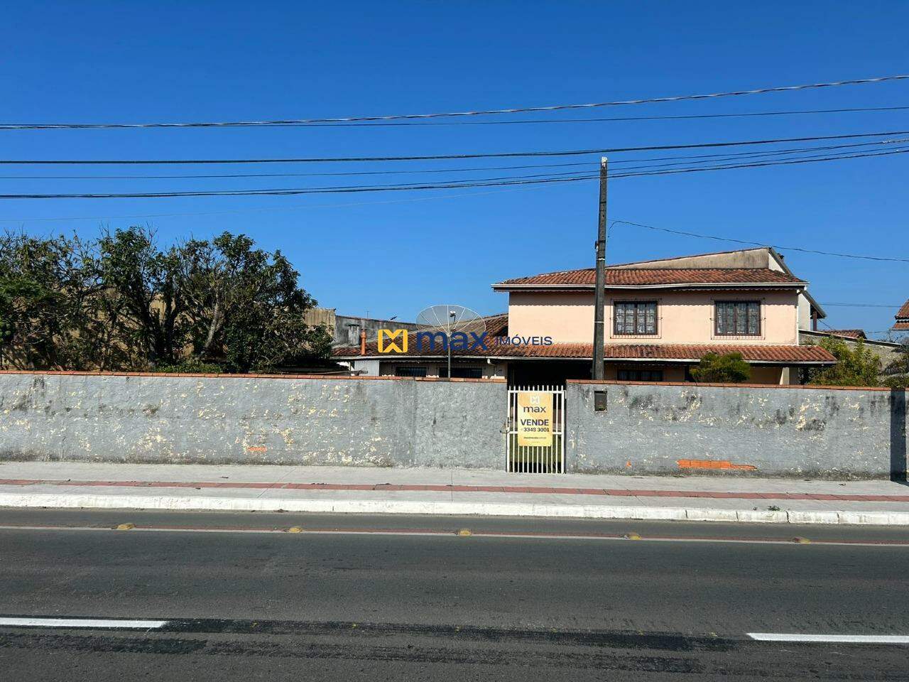 Terreno à venda no Meia Praia: 