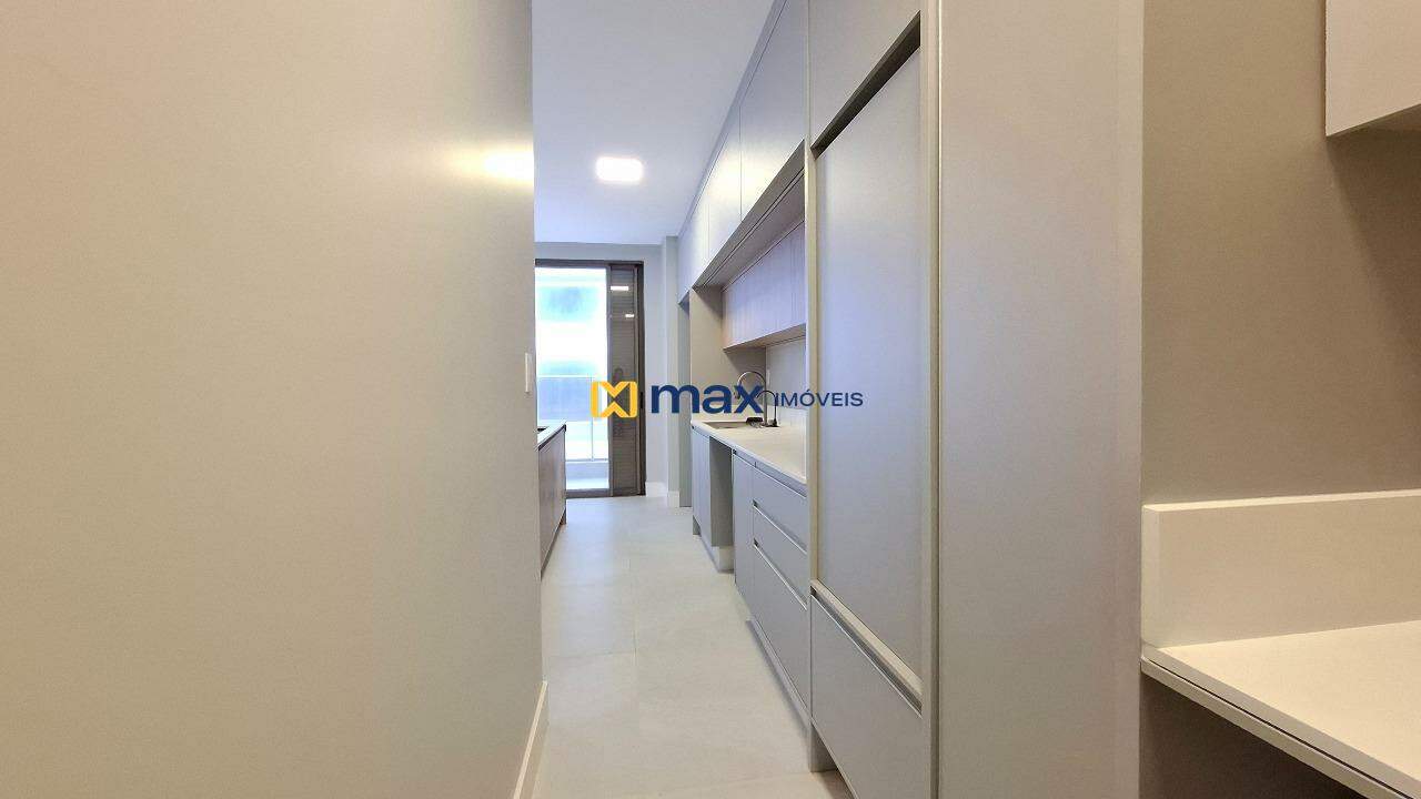 Apartamento à venda no Praia Brava de Itajaí: Cozinha