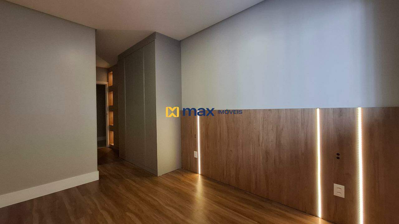 Apartamento à venda no Praia Brava de Itajaí: Suíte 2