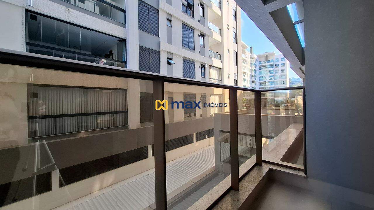 Apartamento à venda no Praia Brava de Itajaí: Sacada