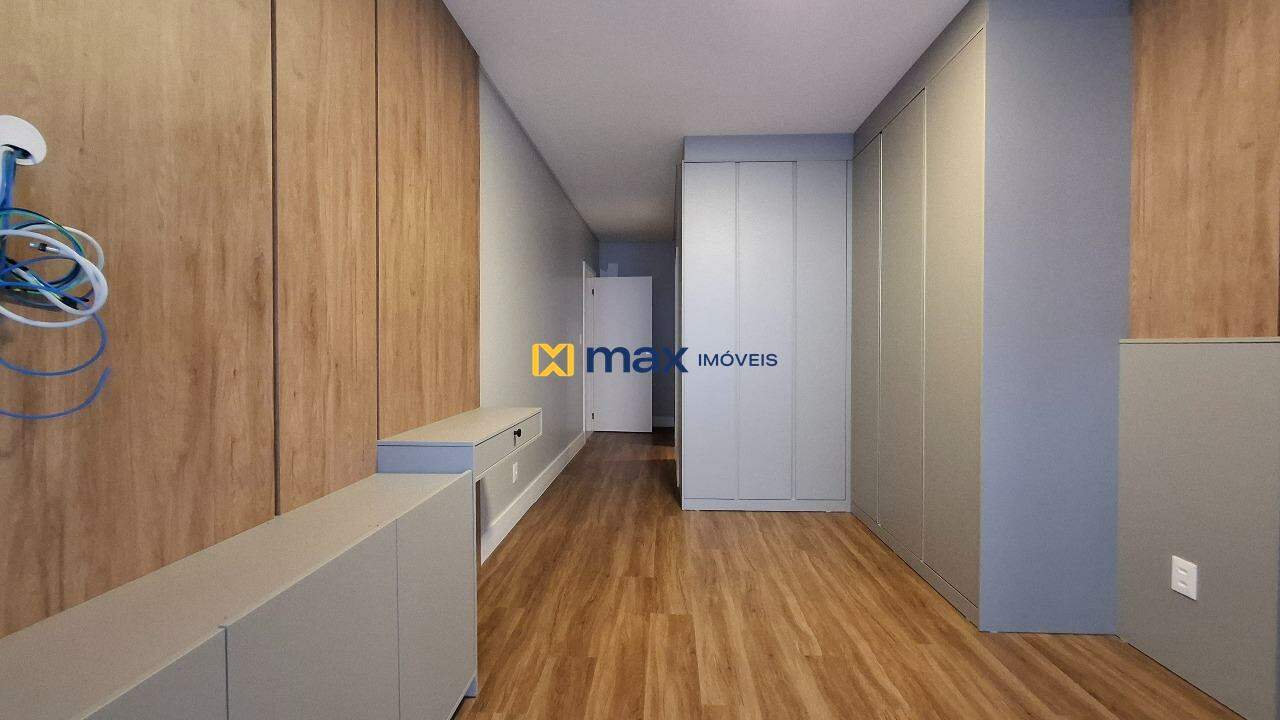 Apartamento à venda no Praia Brava de Itajaí: Suíte 3