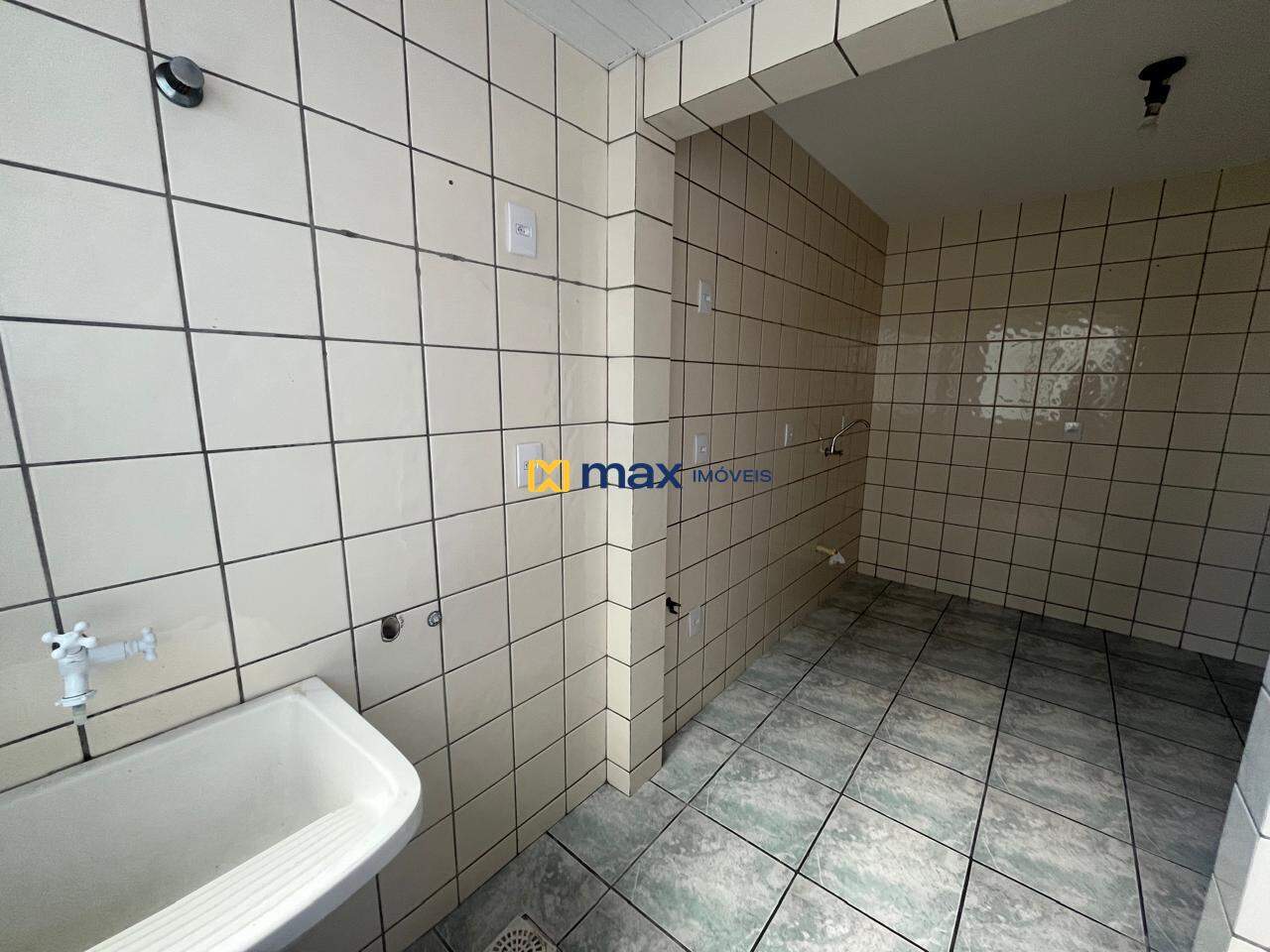Apartamento para aluguel no Centro: 
