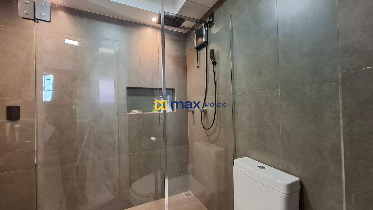 Casa à venda no Cabeçudas: Banheiro suíte 1