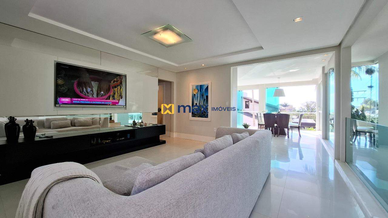 Casa à venda no Cabeçudas: Living integrado 