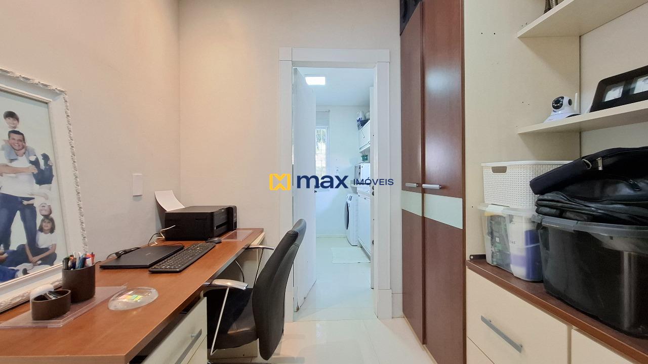 Casa à venda no Cabeçudas: Escritório