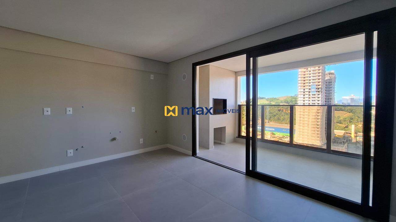 Apartamento à venda no Praia Brava: Living integrado