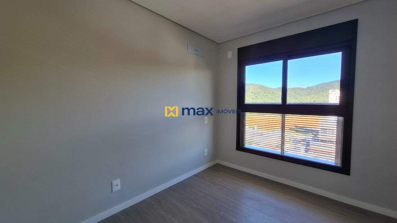 Apartamento à venda no Praia Brava: Dormitório