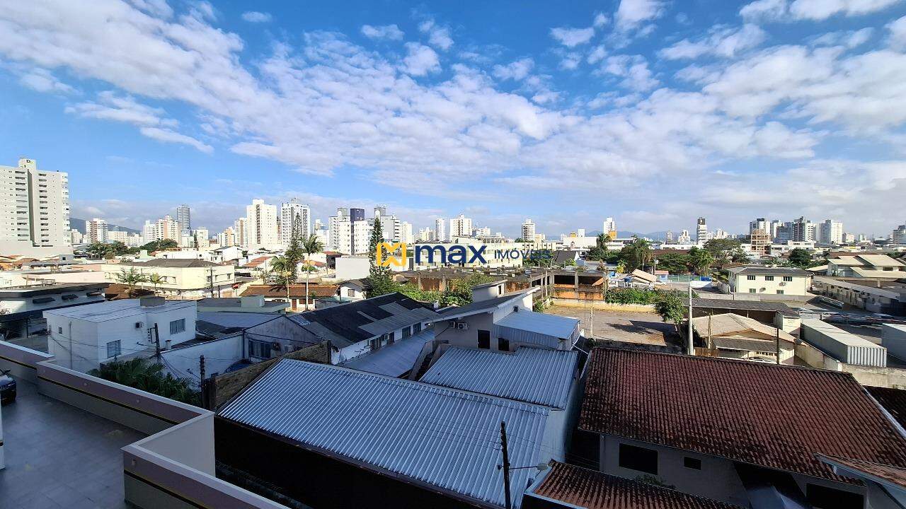 Apartamento para aluguel no Centro: Vista Sacada
