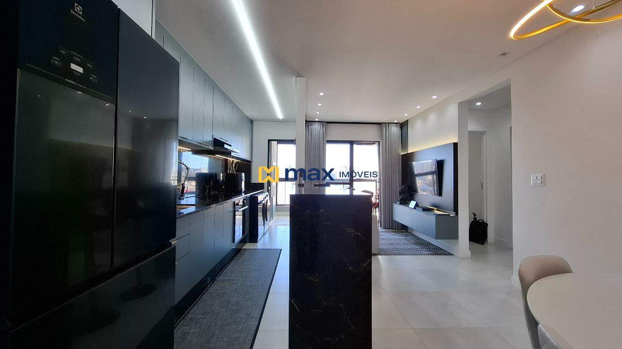 Apartamento à venda no Vila Operária: Living integrado