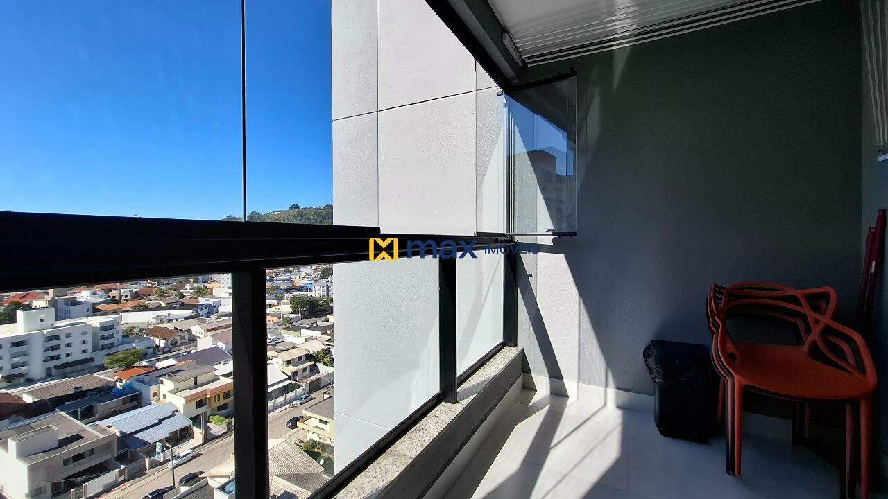 Apartamento à venda no Vila Operária: Sacada com churrasqueira