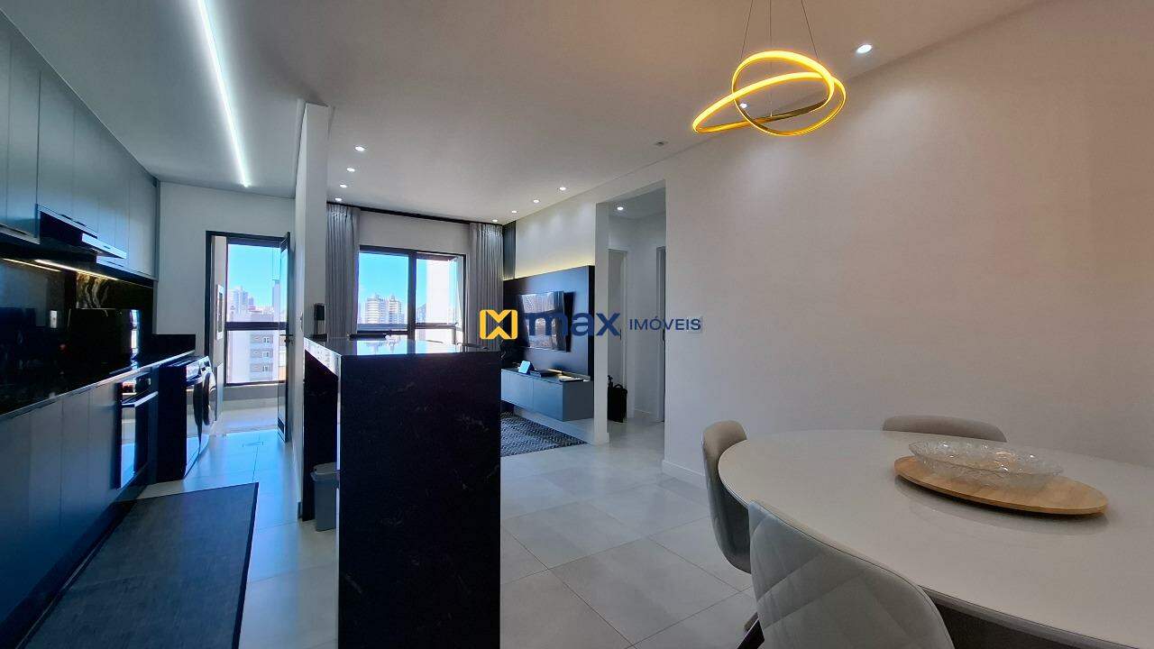 Apartamento à venda no Vila Operária: Living integrado