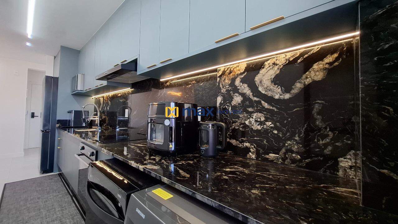 Apartamento à venda no Vila Operária: Cozinha